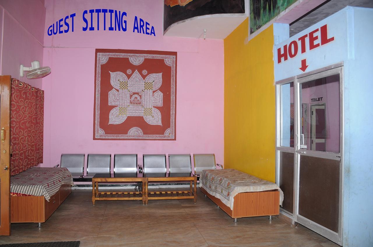 Prakruthi Yatri Nivas Hotel Māvingundi Екстериор снимка